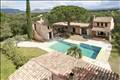 ROQUEBRUNE SUR ARGENS VILLA 4 SOVEVÆRELSER STOR POOL SMUK ÅBEN UDSIGT