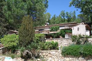 DRAGUIGNAN MAGNIFIQUE PROPRIETE 2 VILLAS VUE IMPRENABLE